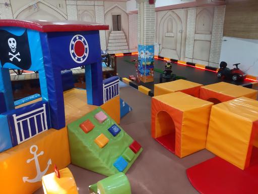 عکس خانه بازی بادبادک