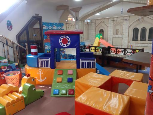 عکس خانه بازی بادبادک