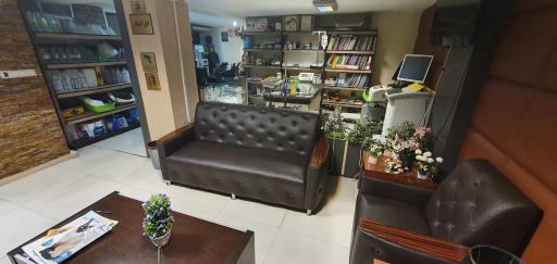 عکس کلینیک دامپزشکی دکتر مشیری