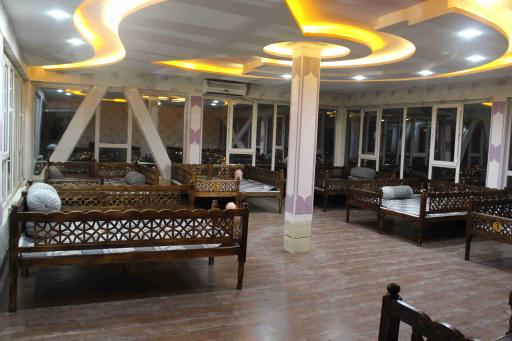 عکس رستوران خرم بام