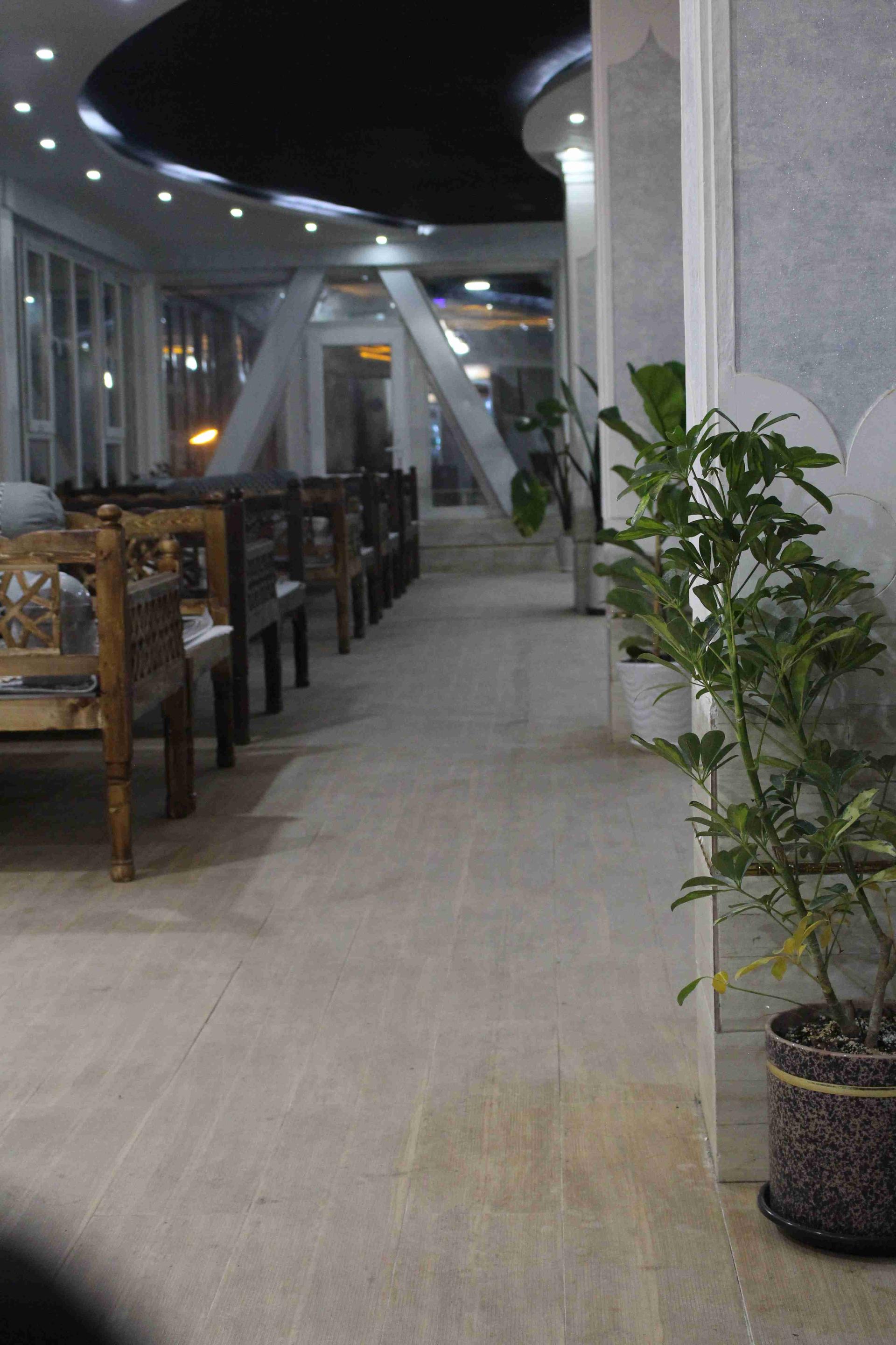 عکس رستوران خرم بام