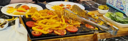 عکس رستوران دریایی ماهی خوب