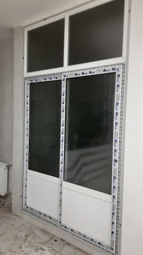 شیشه دوجداره زمرد