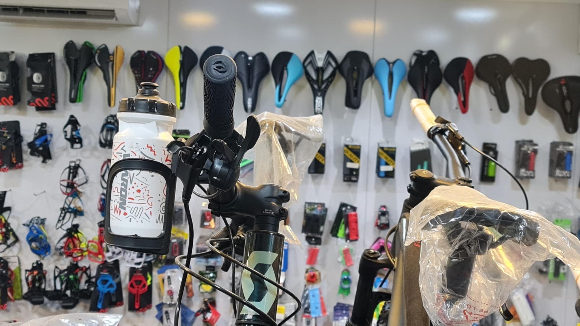 عکس فروشگاه اهورا بایک شعبه شهرک ایثار