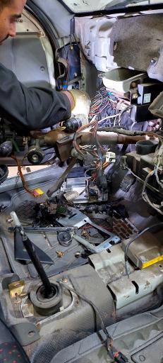 عکس خدمات برق اتومبیل فردین