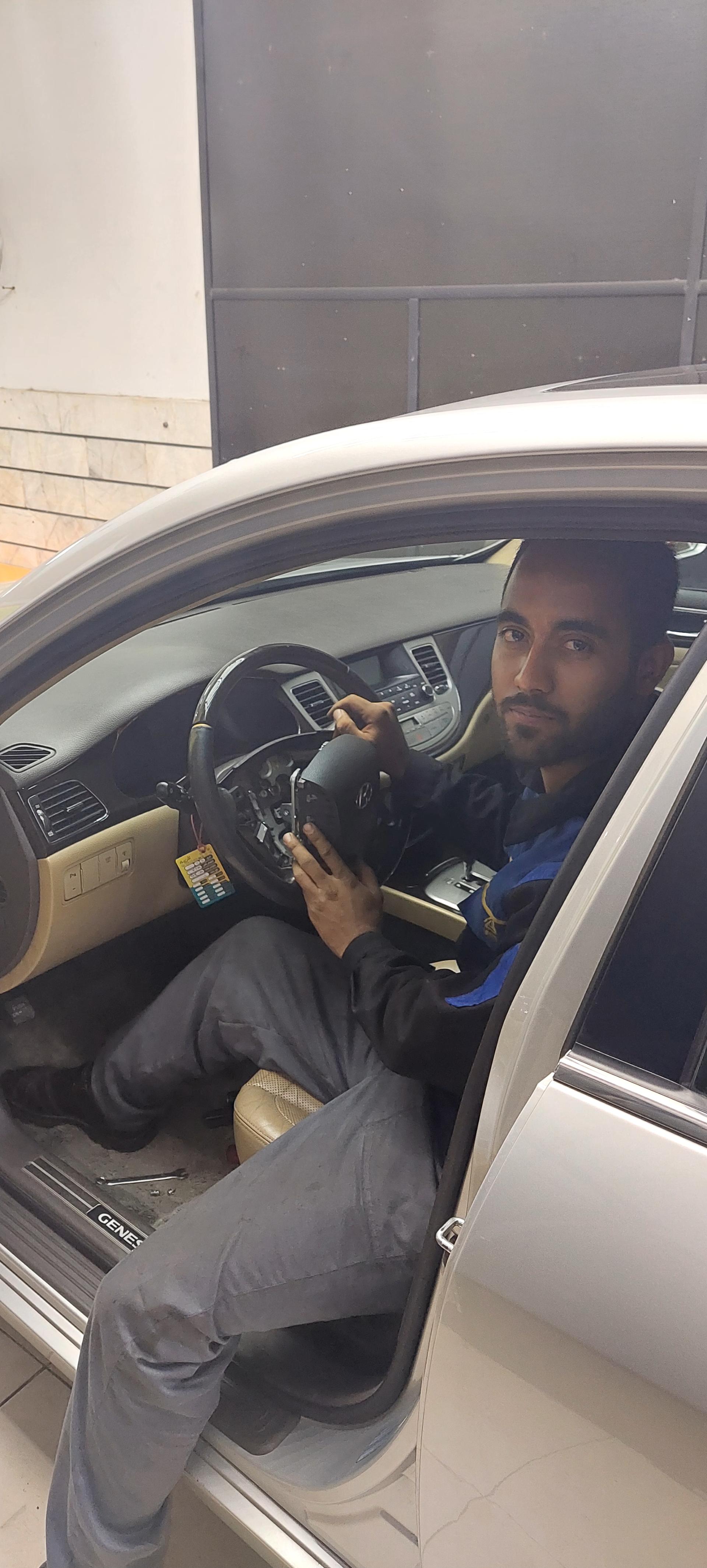 عکس خدمات برق اتومبیل فردین