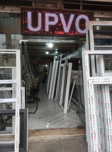 عکس پنجره دوجداره یو پی وی سی