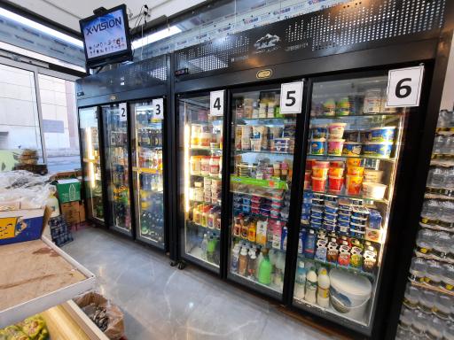 عکس هایپرمارکت باران