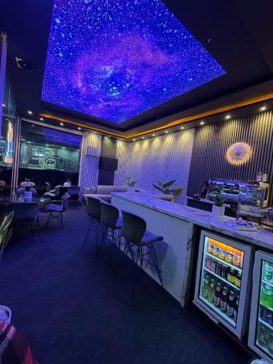 عکس کافه یونا