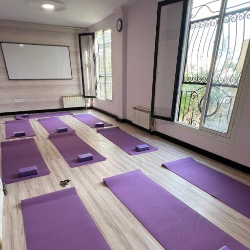 باشگاه یوگا حضور دو شعبه گوهردشت