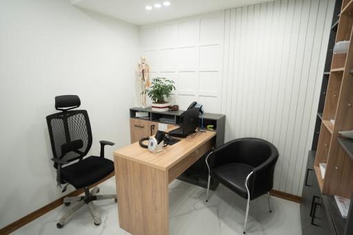 عکس کلینیک فوق تخصصی قلب و عروق دلبان