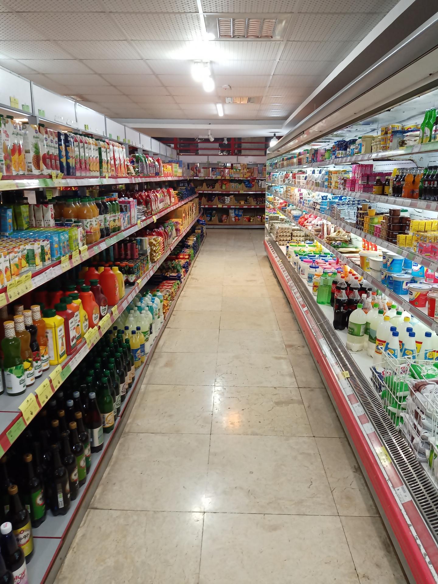 عکس فروشگاه زنجیره ای افق کوروش شعبه فدک