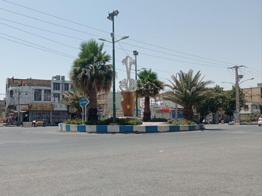 عکس میدان معلم