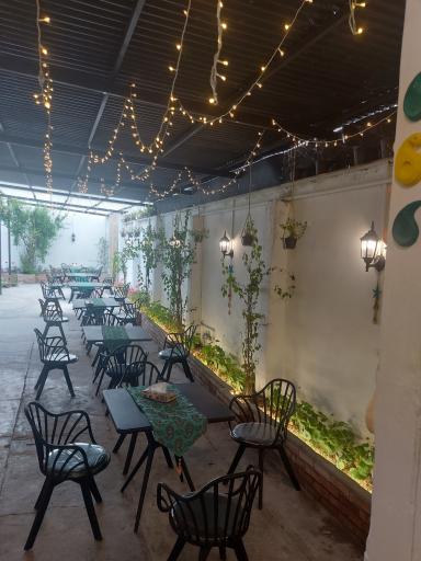 عکس کافه رستوران سنتی طهرون