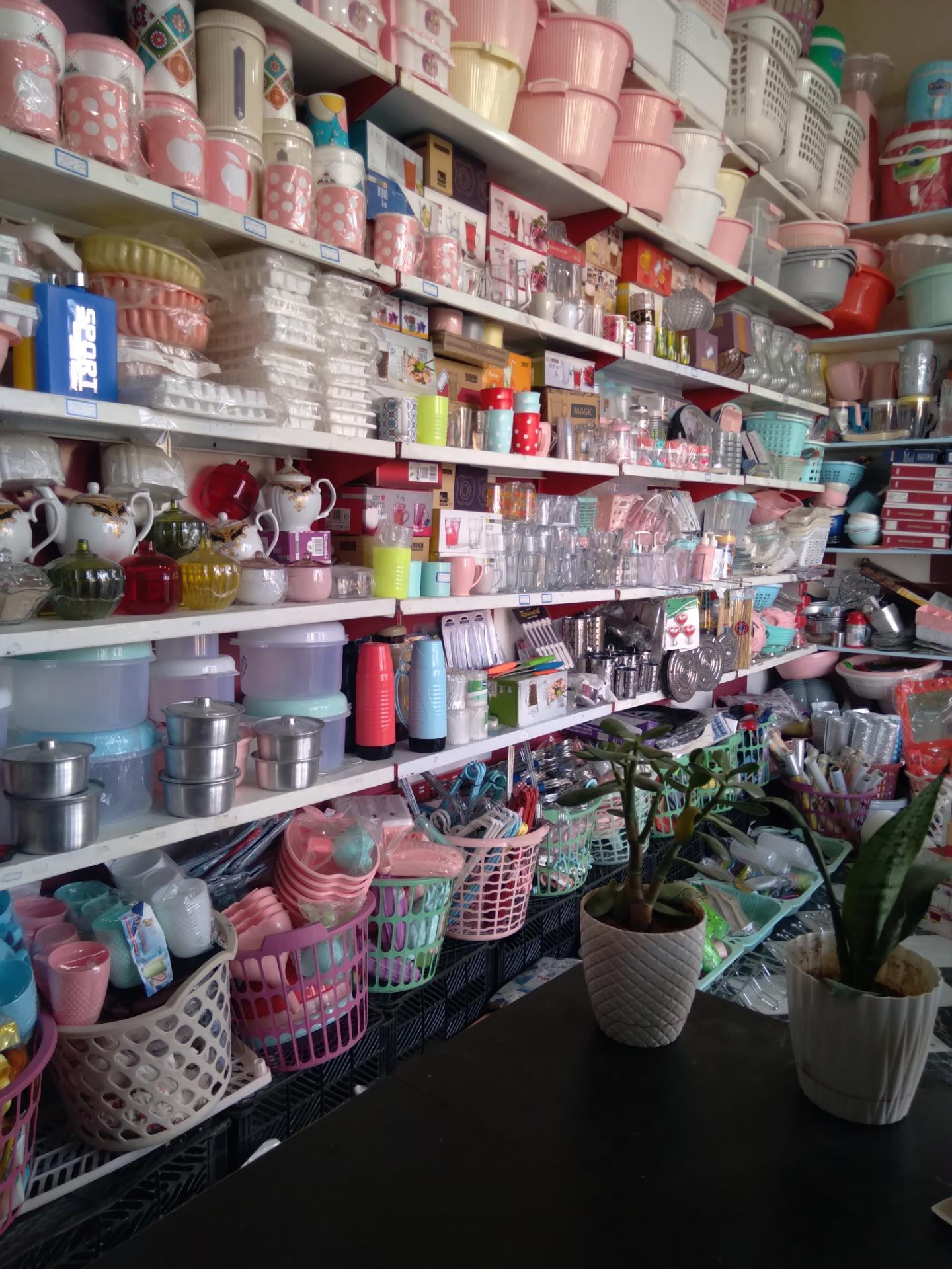 عکس پلاسکو آشپزخانه و بلوریجات کاکا