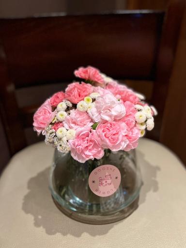 عکس گل فروشی گوشه