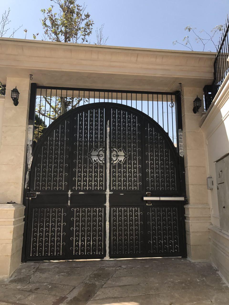 عکس درب های اتوماتیک و دوربین مدار بسته اصفهان خورشید