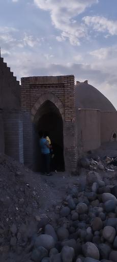 عکس آب انبار دو قلو