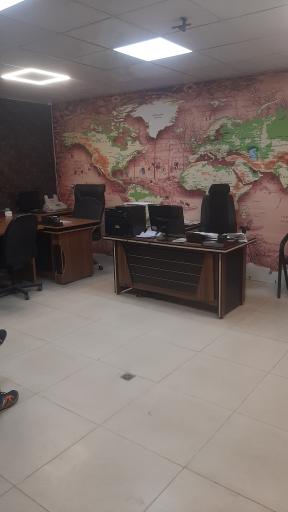 عکس مشاور املاک ارگ