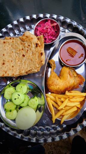 عکس غذامحلی حاج کیان