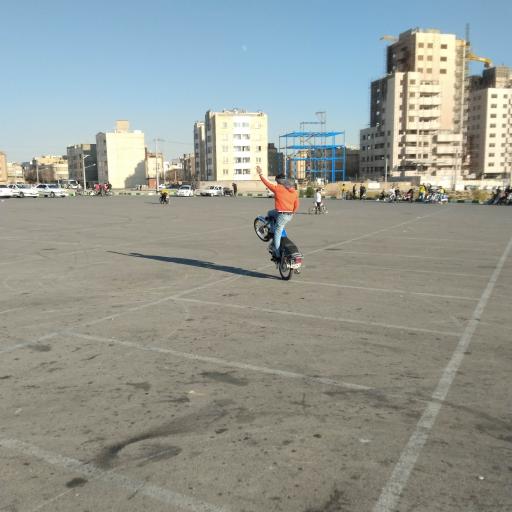 عکس پارکینگ چهل بازه