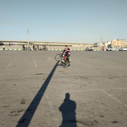 عکس پارکینگ چهل بازه