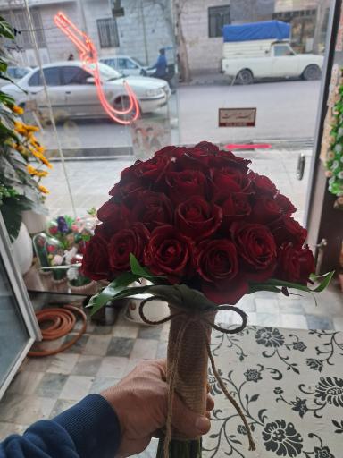 عکس گلفروشی گلبانگ