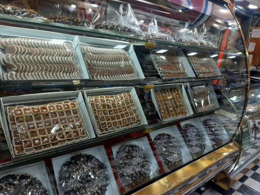 عکس شیرینی سرای گل نسترن