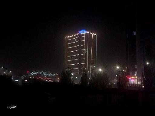 عکس مجتمع تجاری بلور