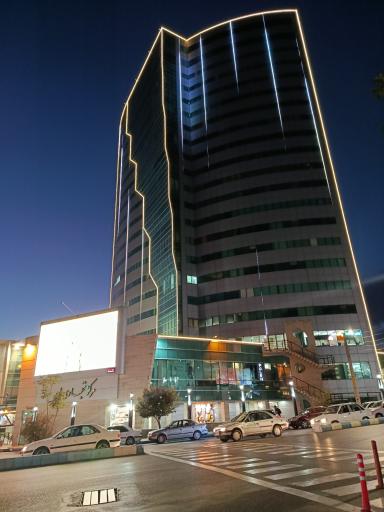 عکس مجتمع تجاری بلور