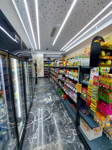 عکس آن دو مارکت