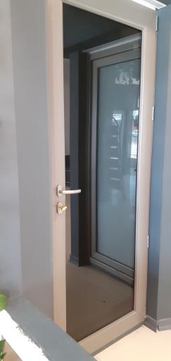 عکس پنجره دوجداره ارکا صنعت