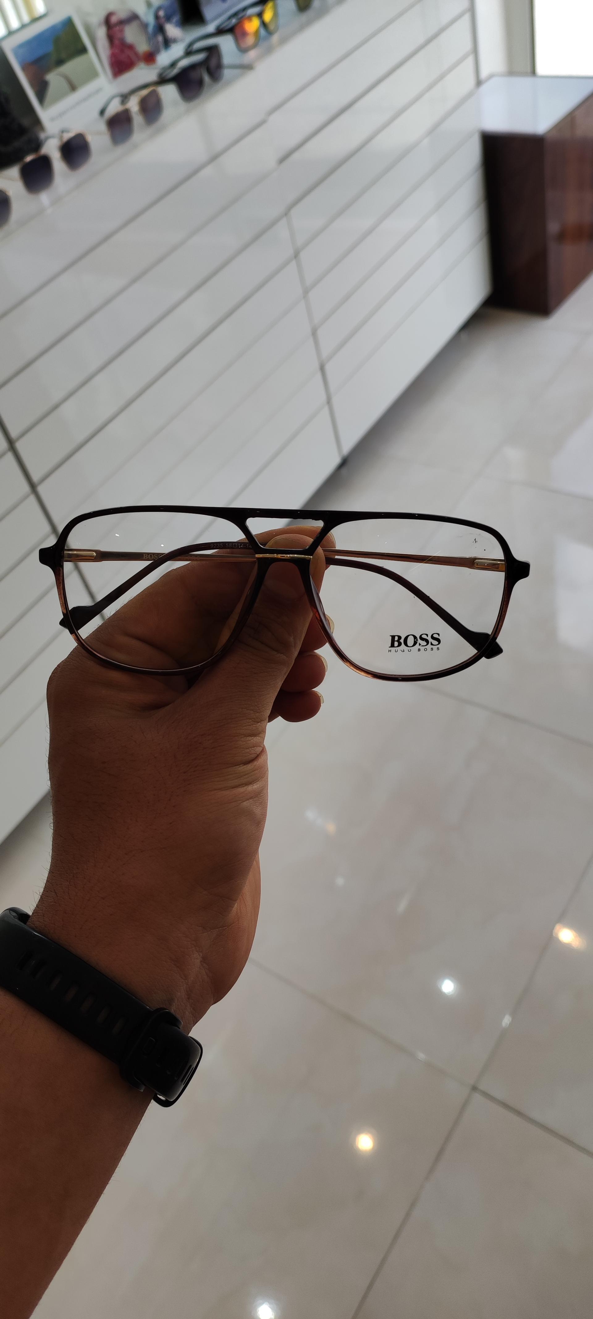 عکس عینک کارن 