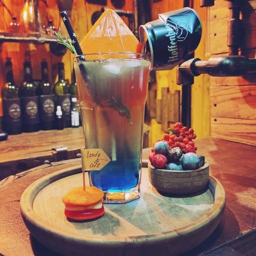 عکس کافه گالری لندی