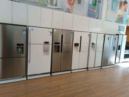 عکس فروشگاه اسنوا بهارستان