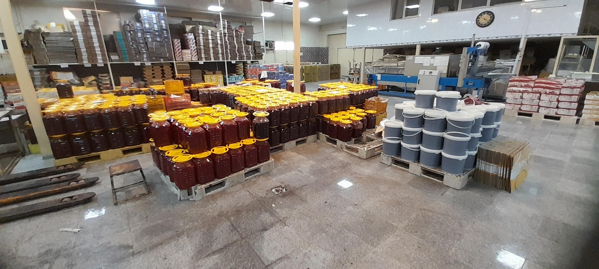 عکس کارخانه تولید و بسته بندی خشکبار کریم ملکی محصولات داریوش