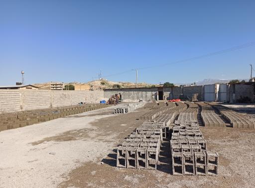 عکس کارگاه بلوک زنی و اجاره ابزار حسین پور
