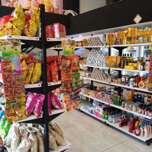 عکس فروشگاه بزرگ ماهک