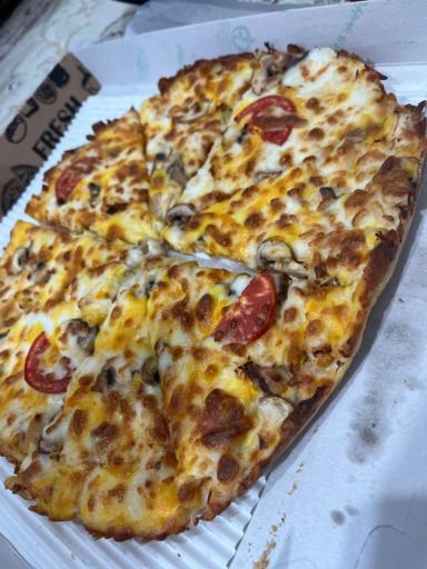 پیتزا پانیذ