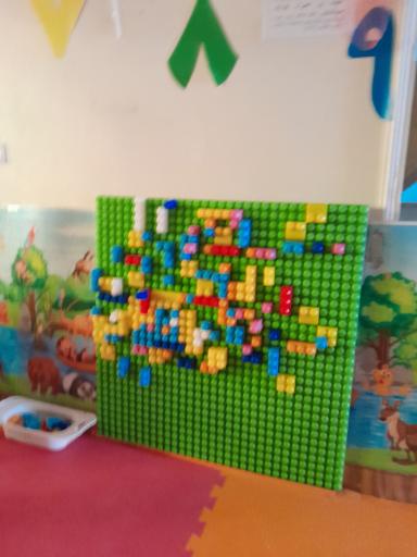 خانه بازی شنگول و منگول