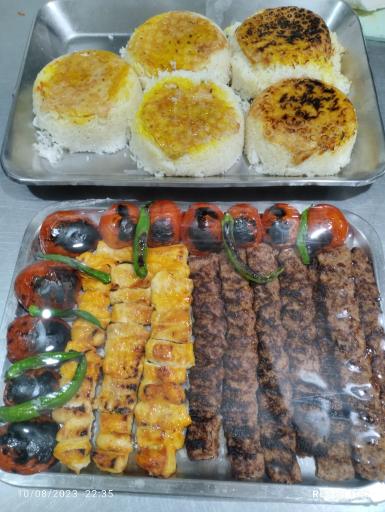 عکس کترینگ سزار و کباب سرای بناب