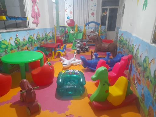 عکس خانه بازی شنگول و منگول