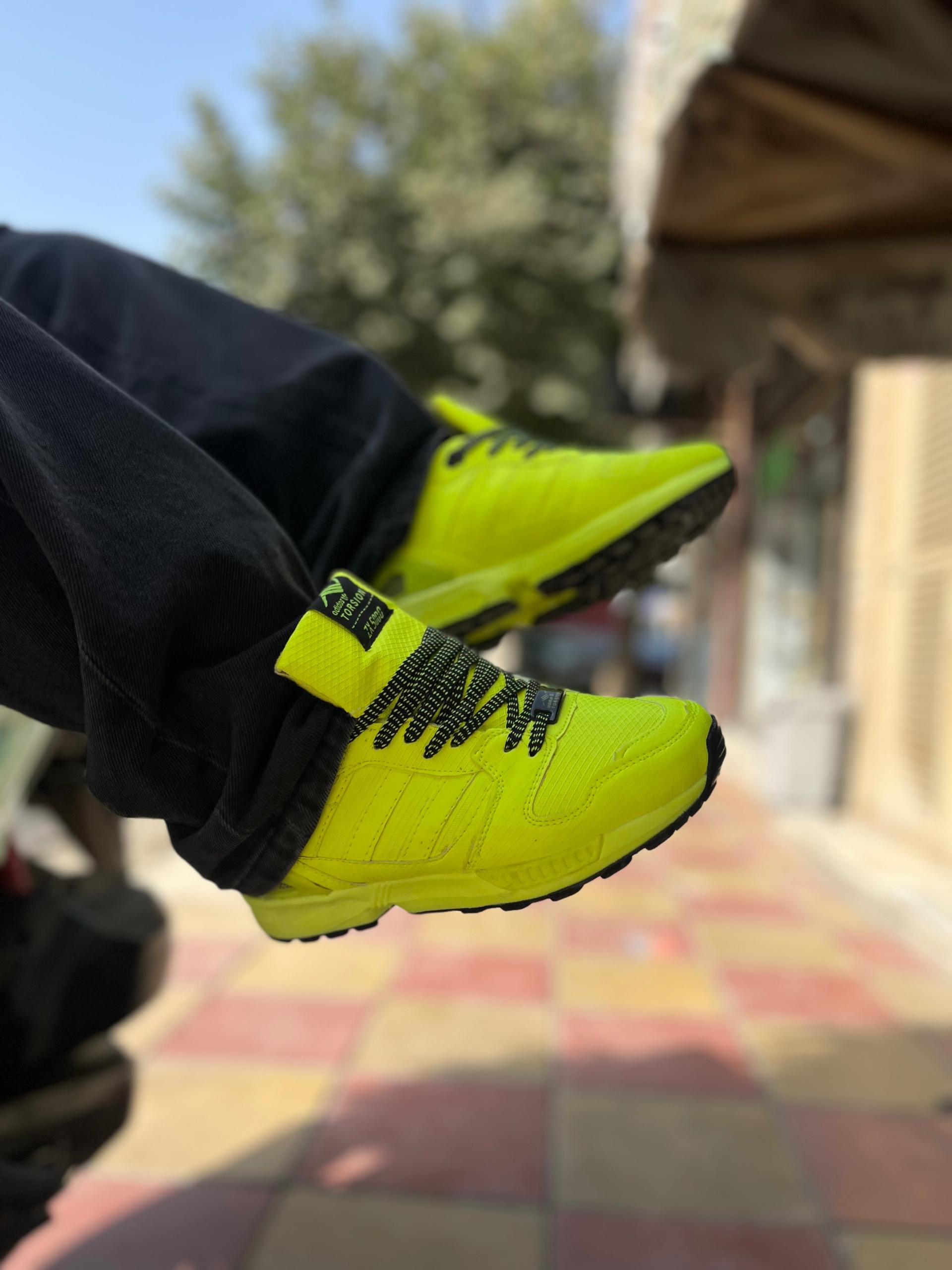 عکس کتونی آرکا