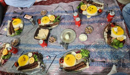 عکس رستوران سنتی تلار