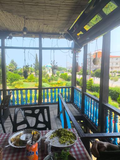 رستوران سنتی تلار