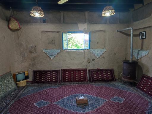 رستوران سنتی تلار