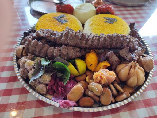 رستوران سنتی تلار