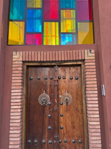 مرکز ماساژ و حرکات اصلاحی وتن