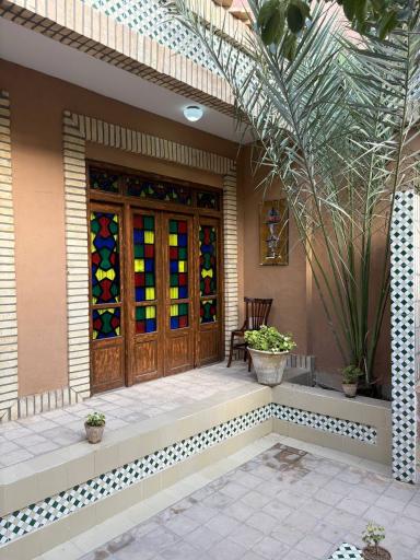 عکس مرکز ماساژ و حرکات اصلاحی وتن