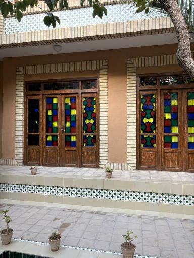 عکس مرکز ماساژ و حرکات اصلاحی وتن